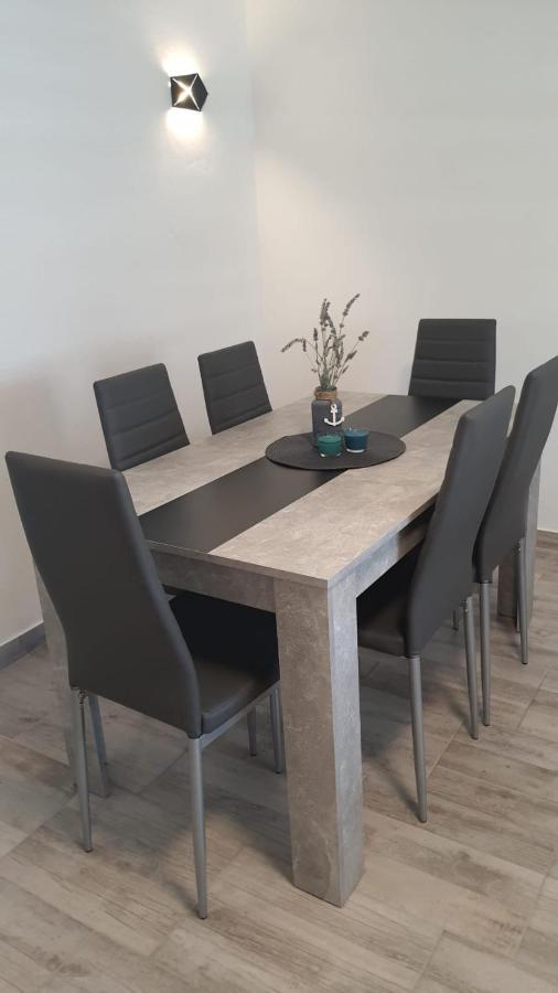 Apartmán Zrinec Vir Exteriér fotografie